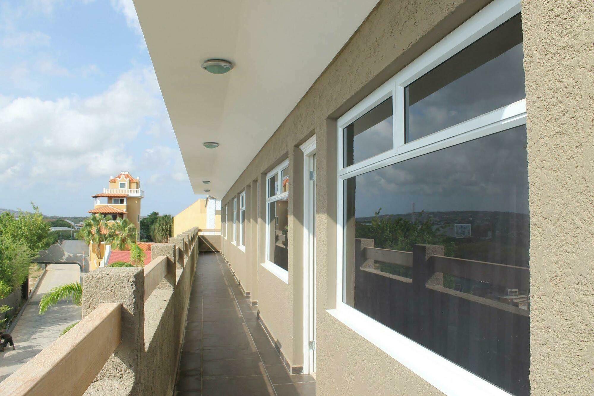 Eden Beach Resort - Bonaire คราเลนไดค์ ภายนอก รูปภาพ